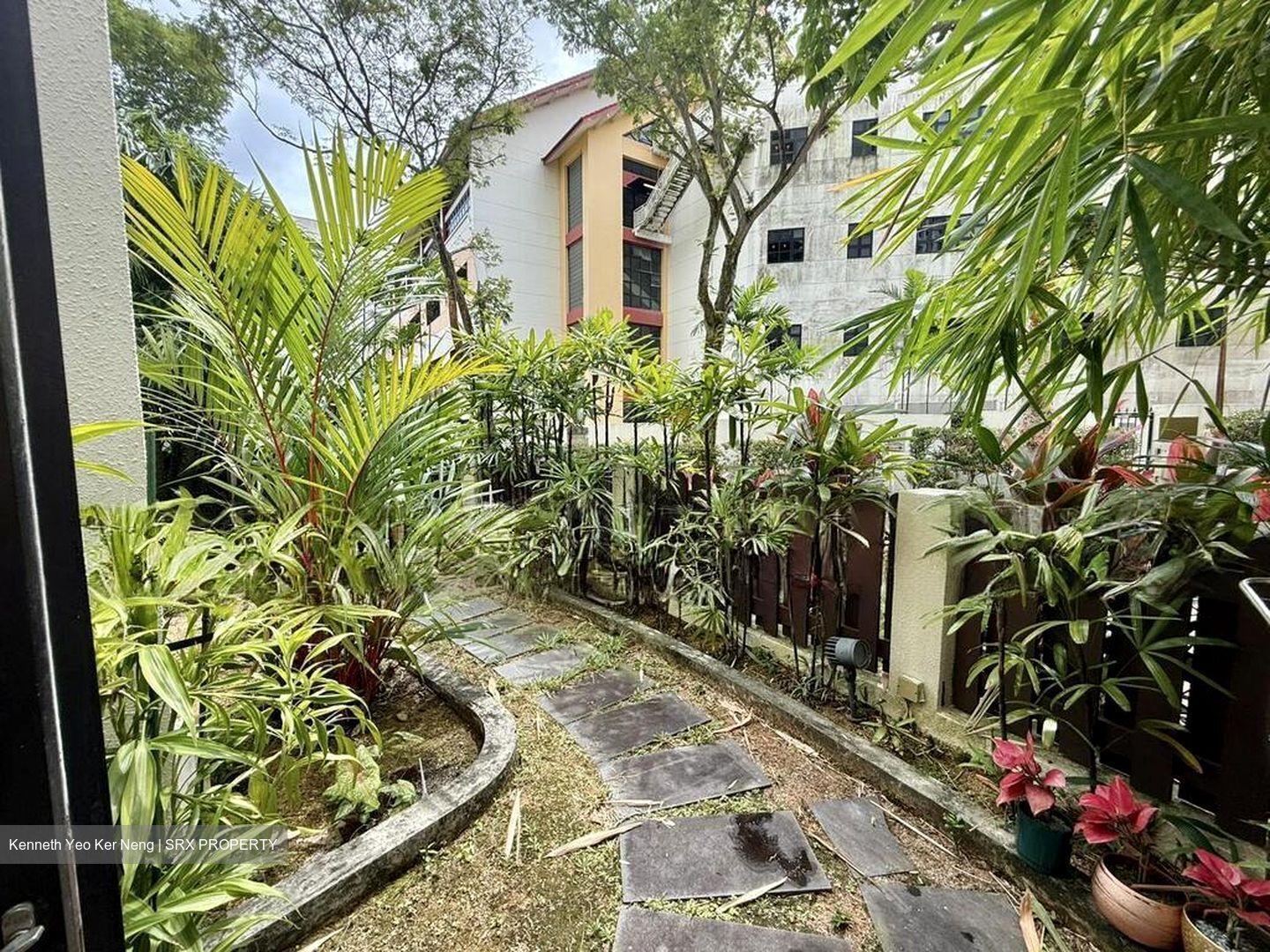 Seasons Park (D26), Condominium #566227261